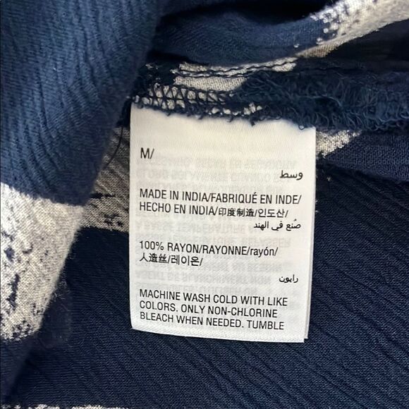 JM Collection Navy Tunic with Gold and White Patterns - Picture 5 of 7